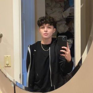 Meet your Posher, Luca